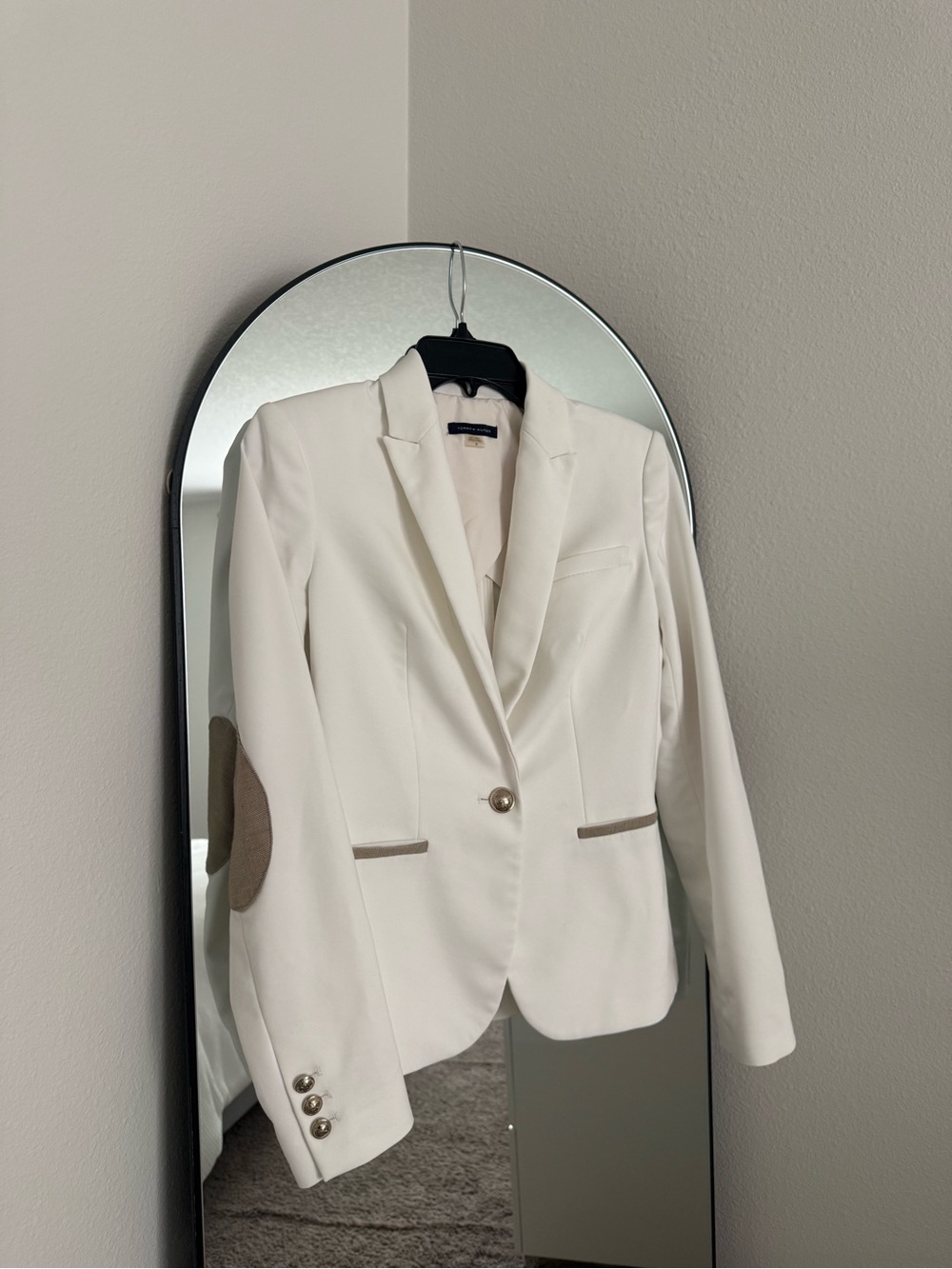 Tommy Hilfiger Cream Blazer with Tan Elbow Patches